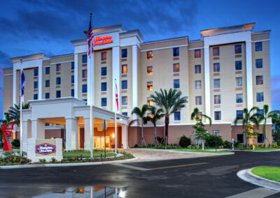 Hampton Inn & Suites